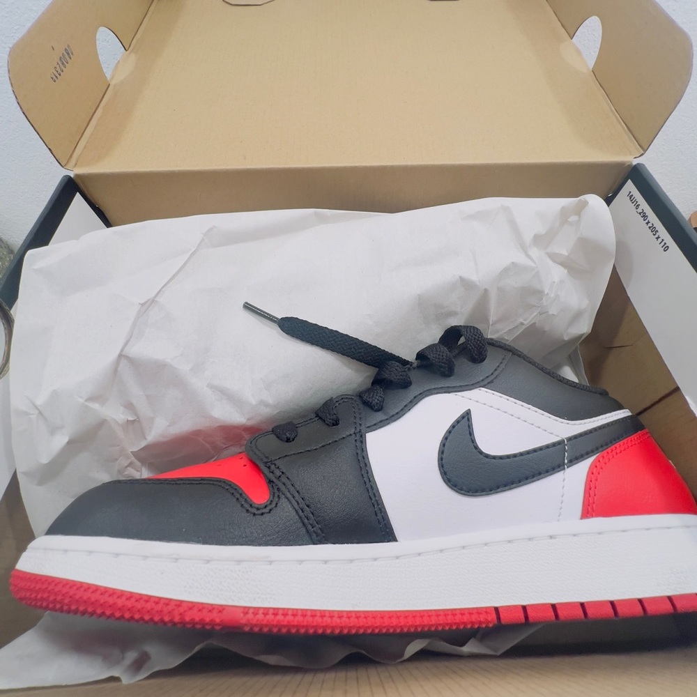 Nike Kids Black, White, and Red Sneakers